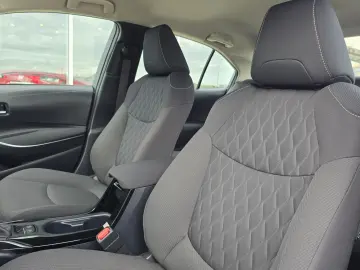 Toyota Corolla Sedan Hybrid 1.8 - 122 CP -  Business