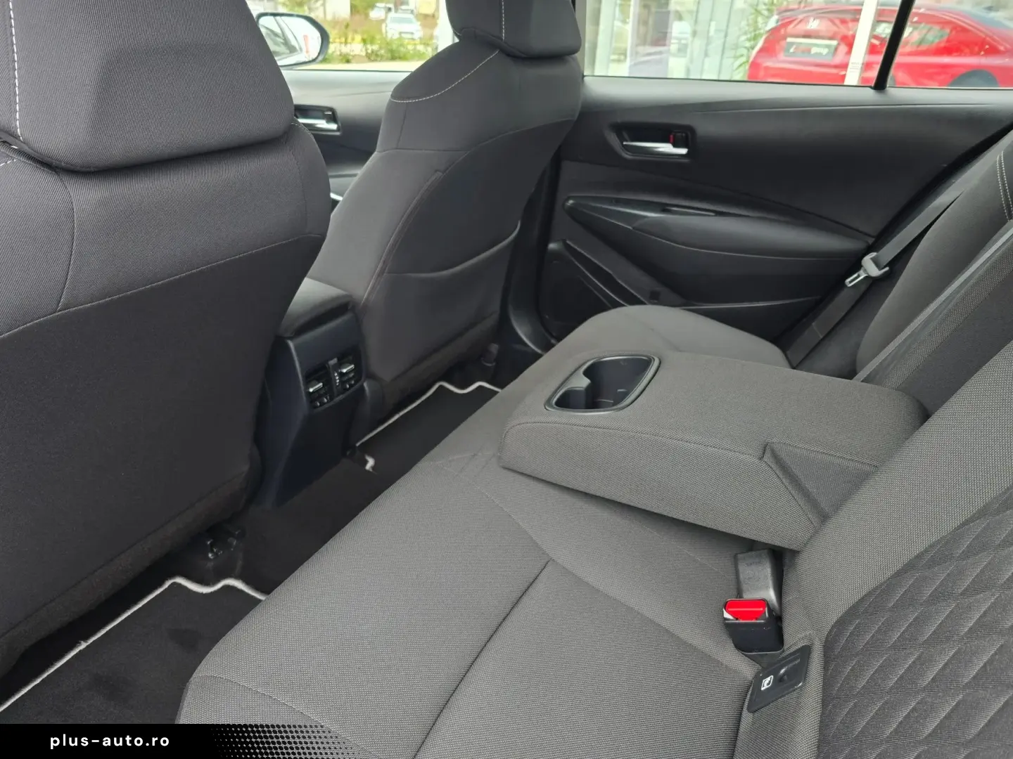 Toyota Corolla Sedan Hybrid 1.8 - 122 CP -  Business