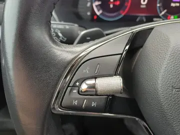 Skoda Octavia 2.0 TDI 150 cp DSG Style