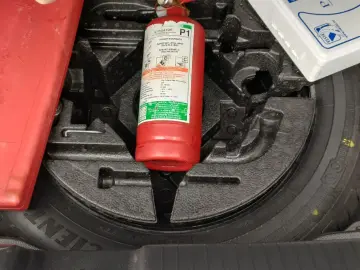 Volkswagen Polo 1.0 benzina 95 CP MT5 Life