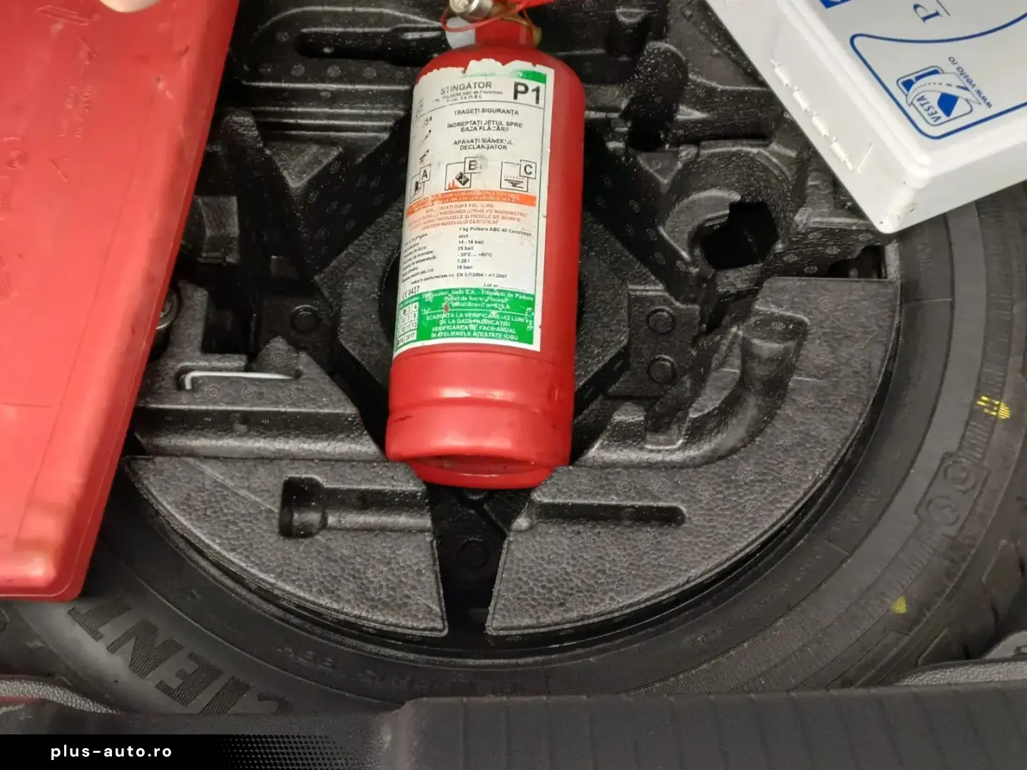 Volkswagen Polo 1.0 benzina 95 CP MT5 Life