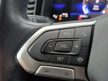 Volkswagen Polo 1.0 benzina 95 CP MT5 Life