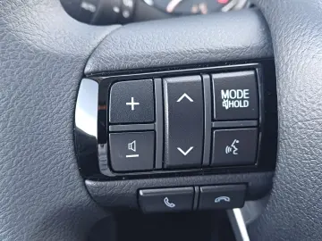 Toyota HILUX 2WD 2.4 D-4D 2.4 diesel 150 CP MT6