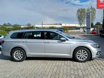 Volkswagen Passat Comfortline 1.6 Tdi 120 CP DSG