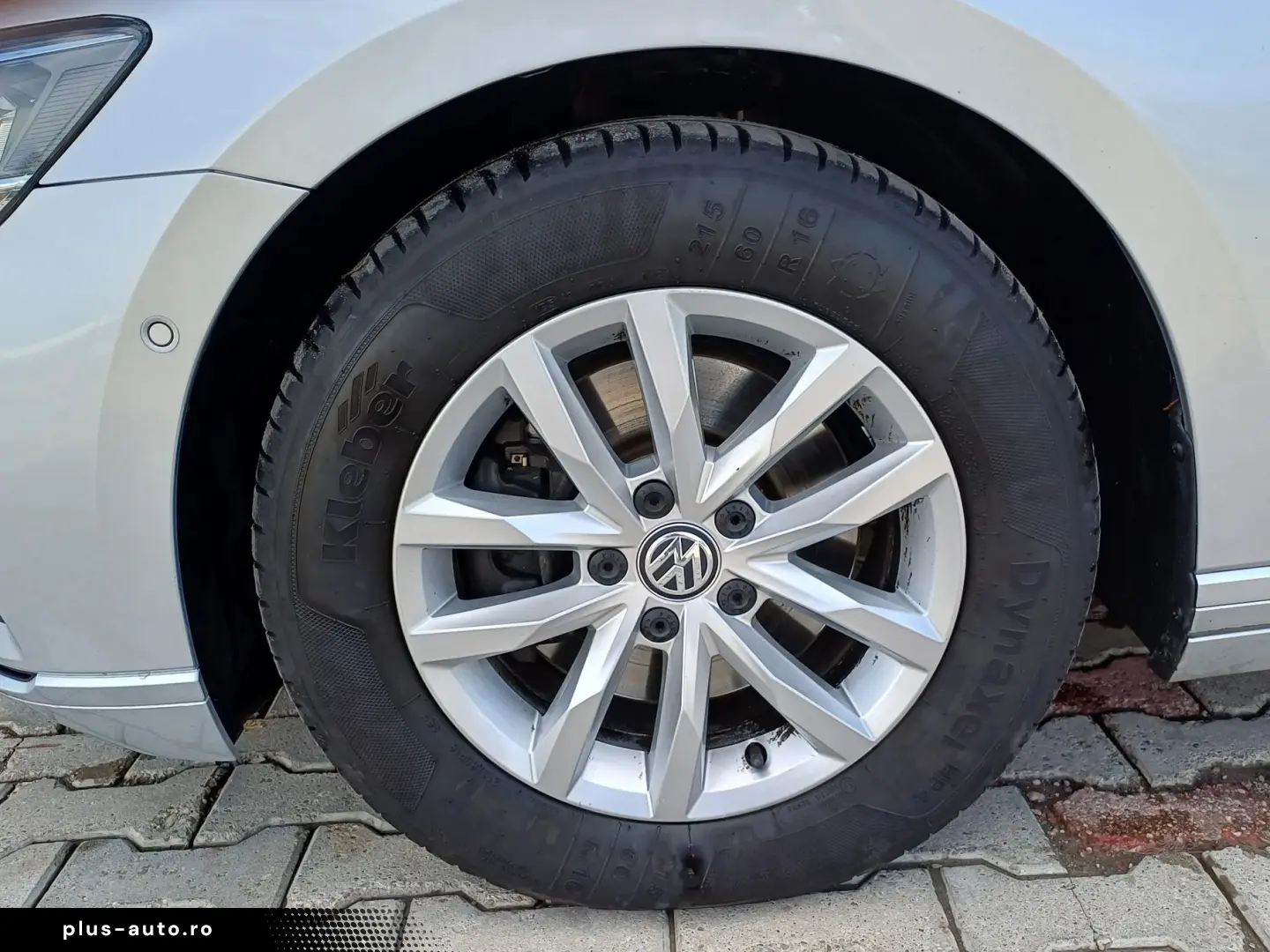 Volkswagen Passat Comfortline 1.6 Tdi 120 CP DSG