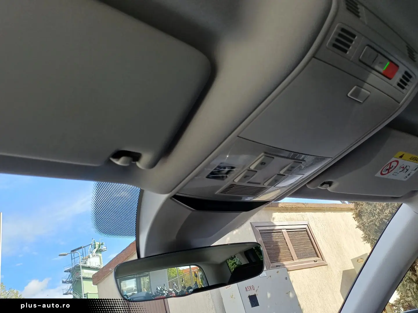 Volkswagen Passat Comfortline 1.6 Tdi 120 CP DSG