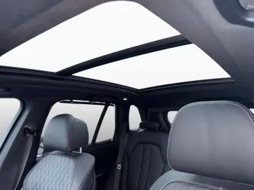 BMW X5 xD 30d M Sport SoftCl AHK Pano