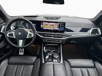 BMW X5 xD 30d M Sport SoftCl AHK Pano
