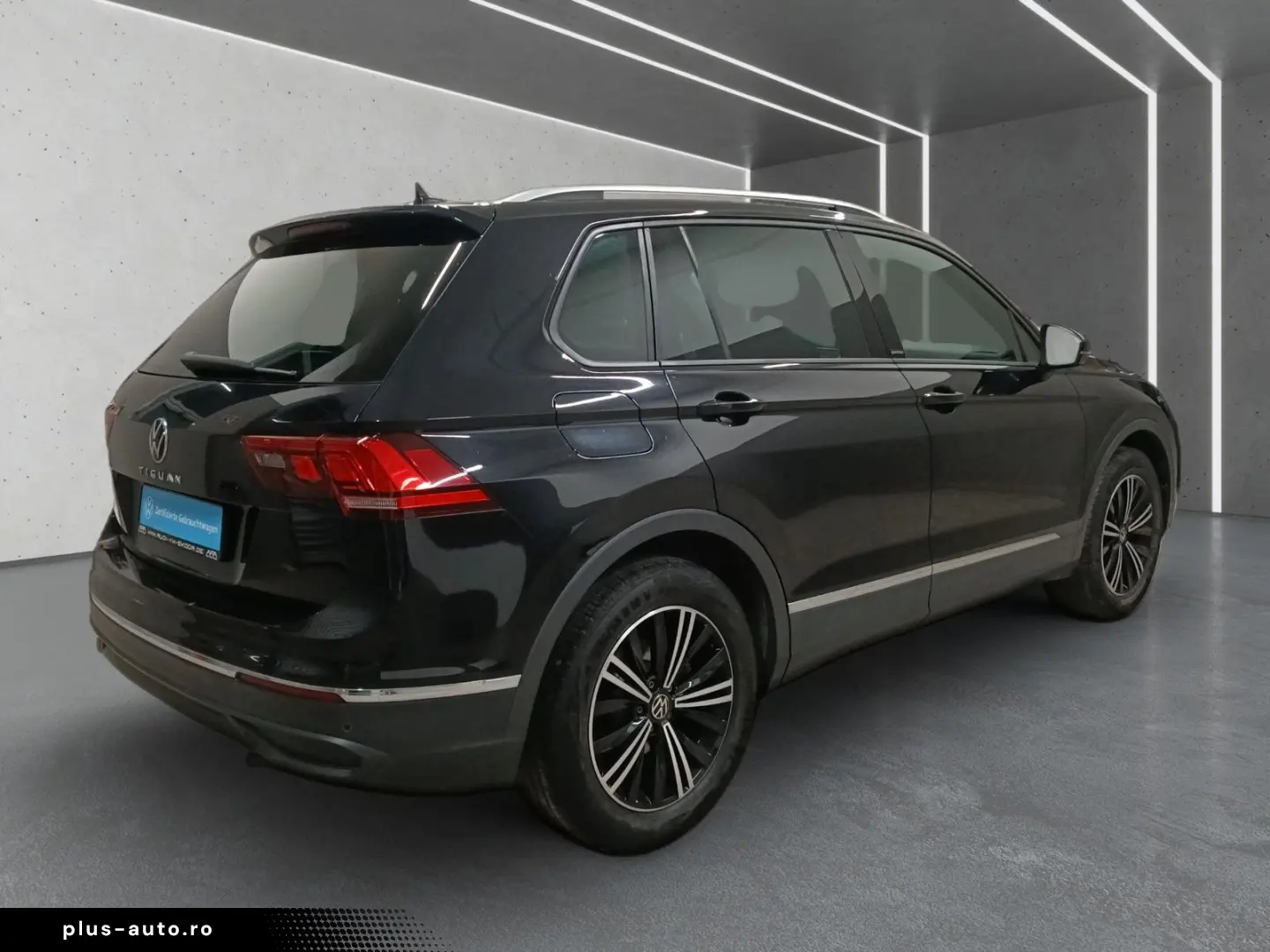 VW Tiguan 1.5 TSI UNITED DSG NAV LED ACC DC App-Co.