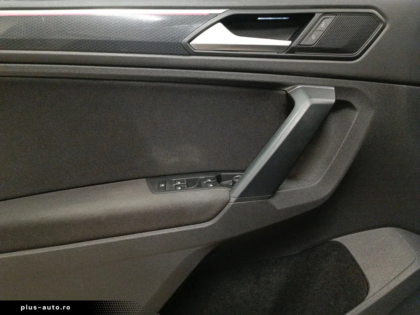 VW Tiguan 1.5 TSI UNITED DSG NAV LED ACC DC App-Co.