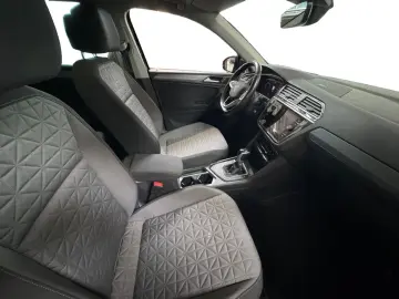 VW Tiguan 1.4 TSI DSG LED NAVI PDC PANO APP