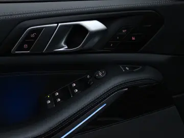 BMW X5 xDrive30d - M-Sport