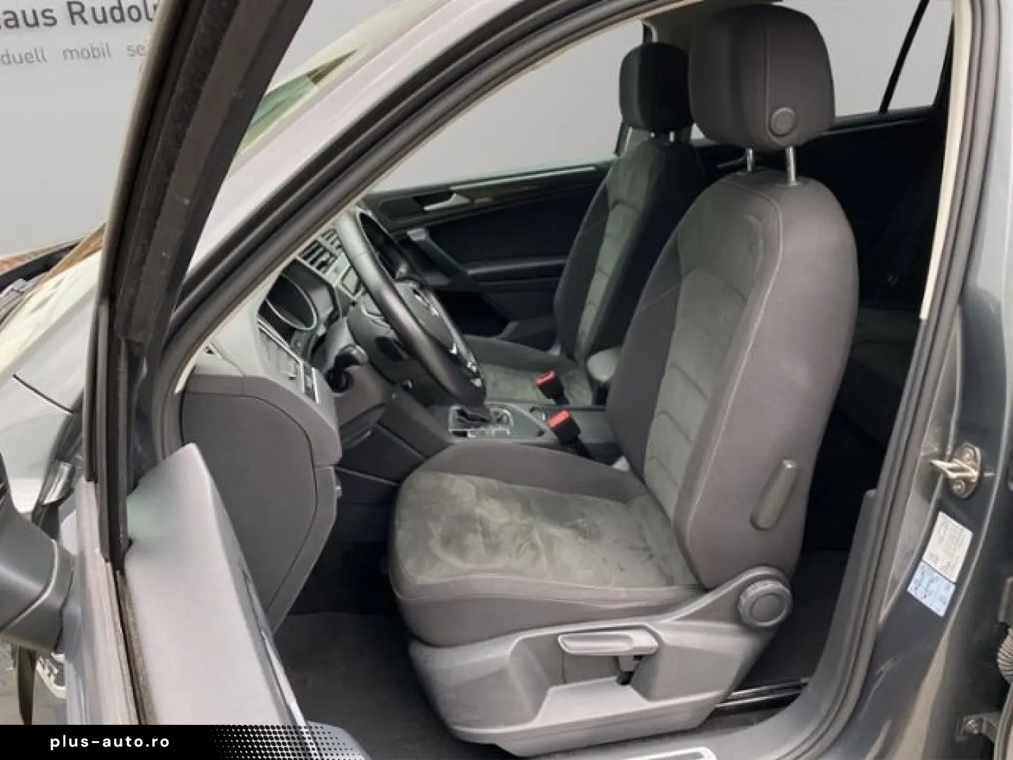 VW Tiguan 2.0 TDI DSG R-Line  Black Style