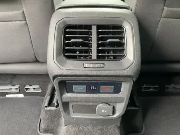 VW Tiguan 2.0 TDI DSG R-Line  Black Style