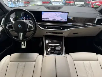 BMW X5 M-SPORT XD LEDER NAVI PANO