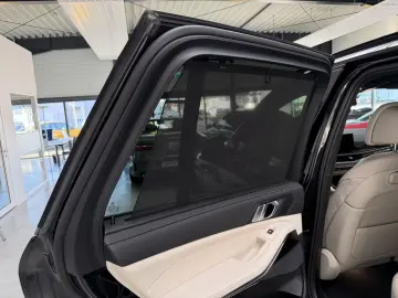 BMW X5 M-SPORT XD LEDER NAVI PANO