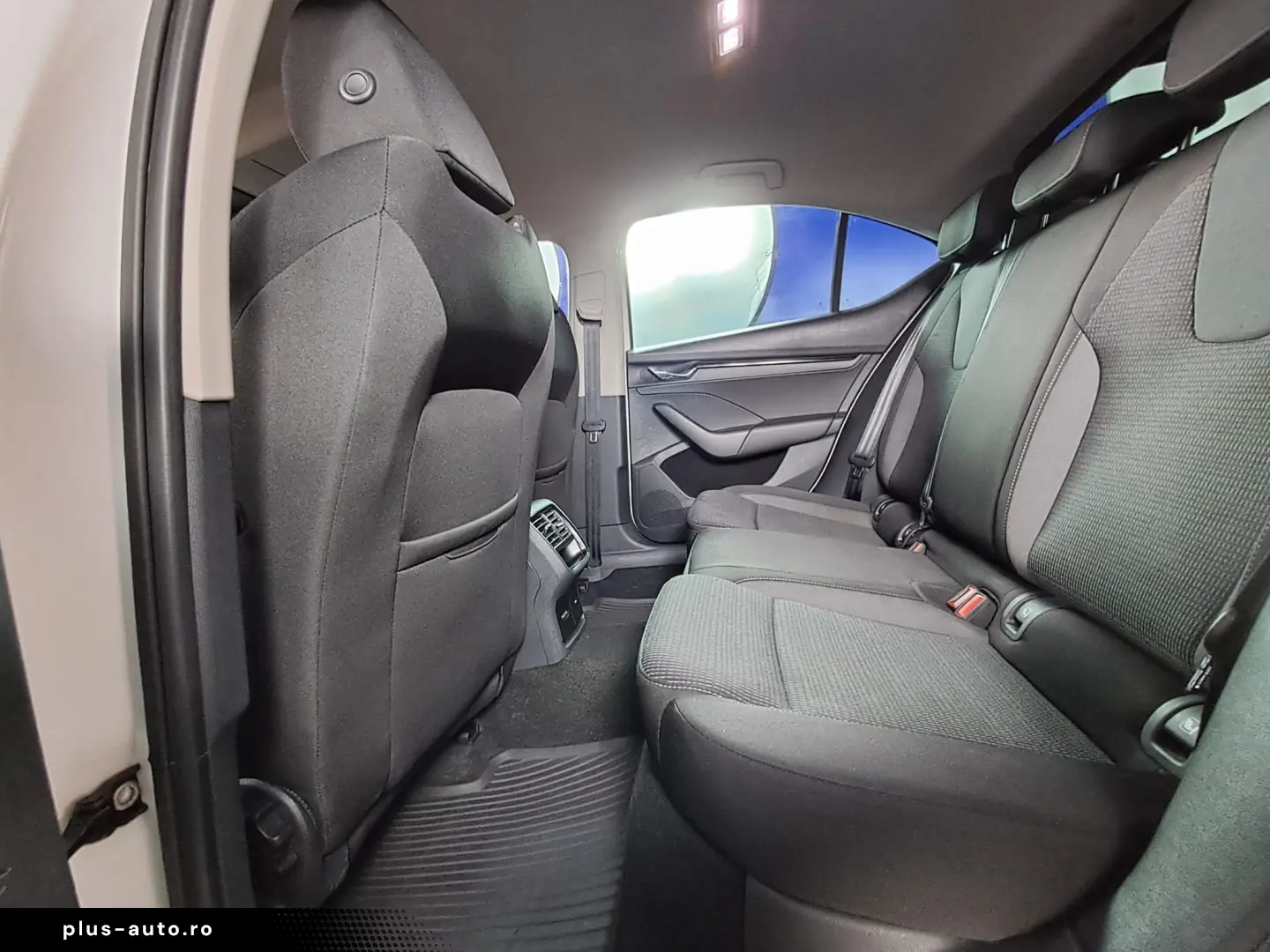 SKODA OCTAVIA IV 2.0TDI 115CP AMBITION 2021