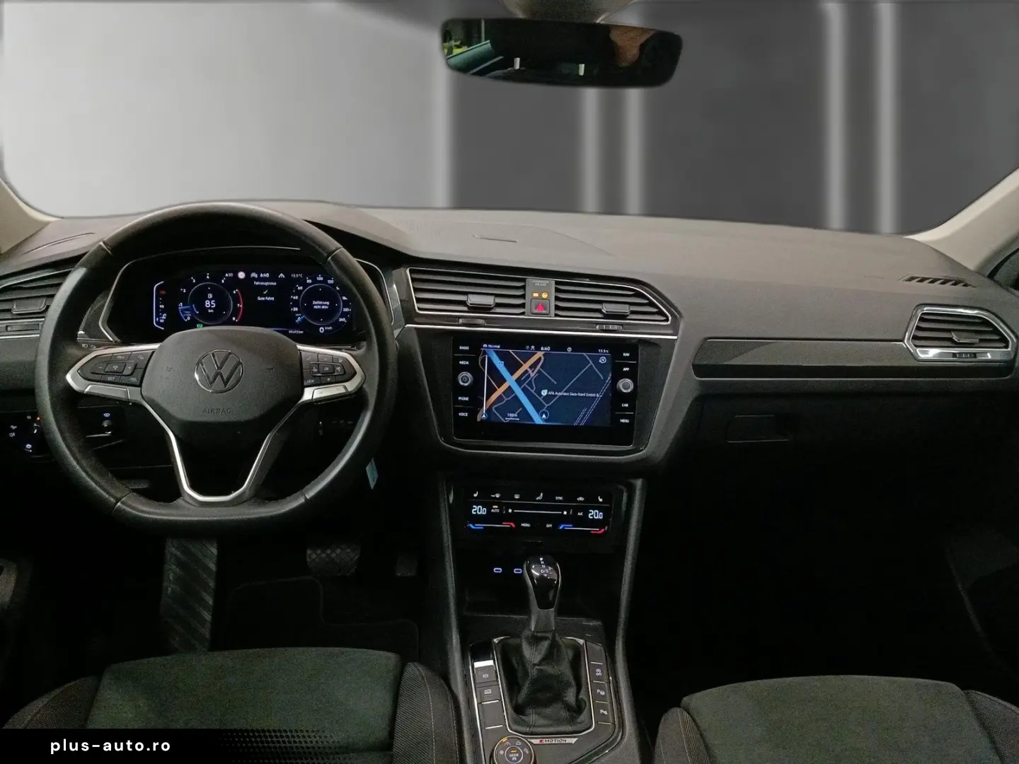 VW Tiguan 2.0 TSI Elegance 4M DSG AHK RFK Matrix AC