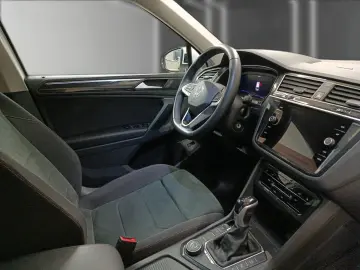 VW Tiguan 2.0 TSI Elegance 4M DSG AHK RFK Matrix AC