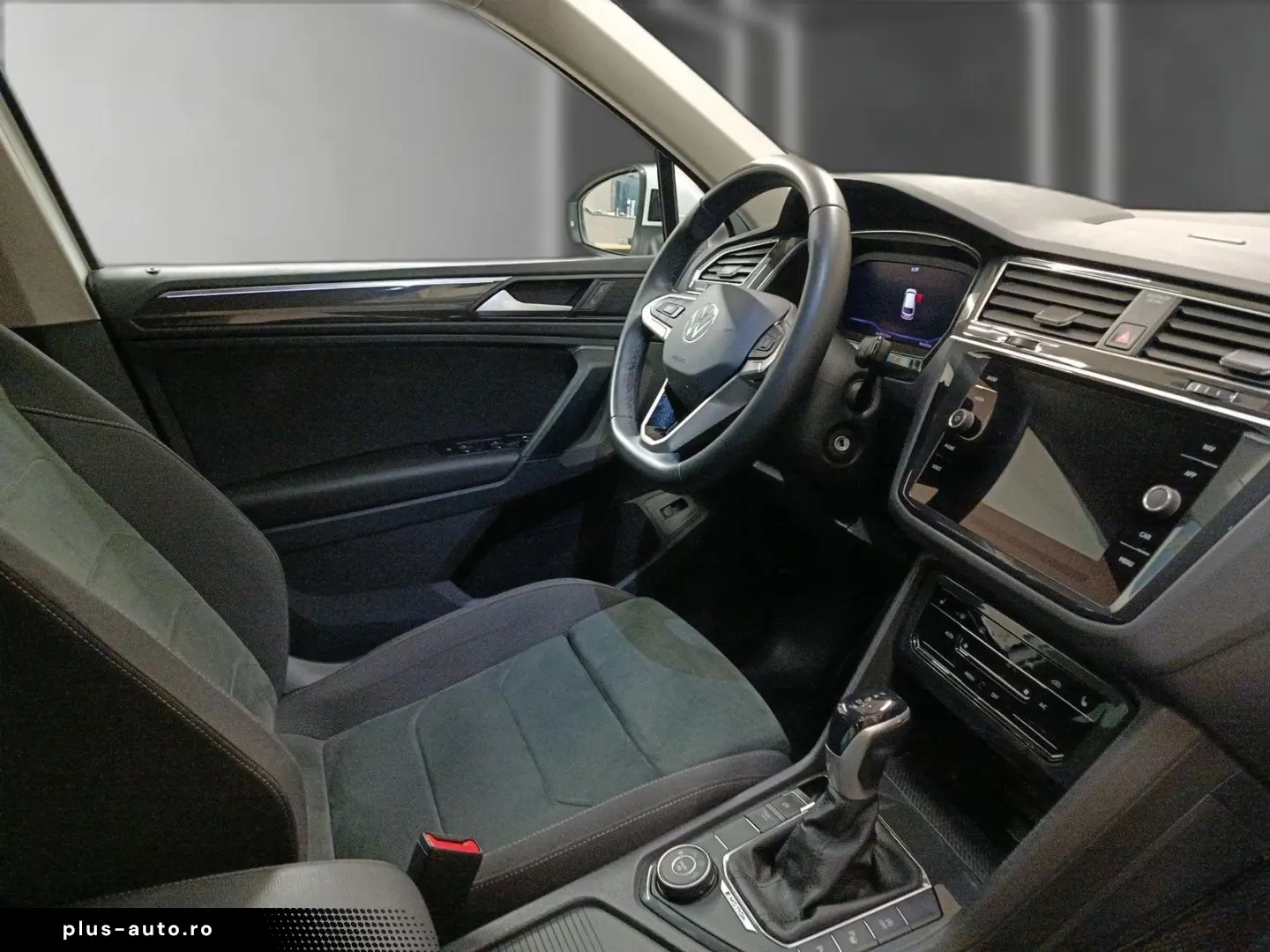 VW Tiguan 2.0 TSI Elegance 4M DSG AHK RFK Matrix AC