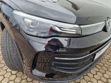 VW Tiguan  Virtual Cockpit ACC LED 18 Zoll R-Kamera