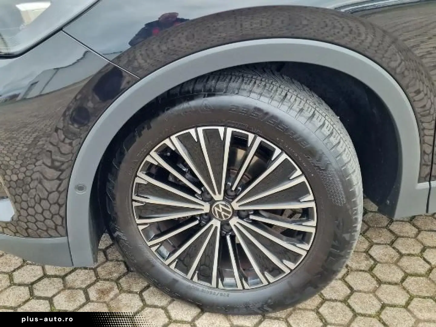 VW Tiguan  Virtual Cockpit ACC LED 18 Zoll R-Kamera