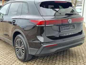 VW Tiguan  Virtual Cockpit ACC LED 18 Zoll R-Kamera