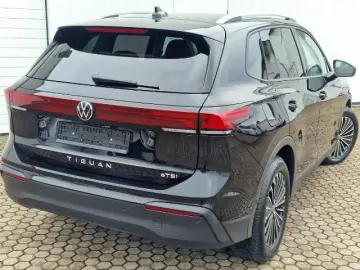 VW Tiguan  Virtual Cockpit ACC LED 18 Zoll R-Kamera