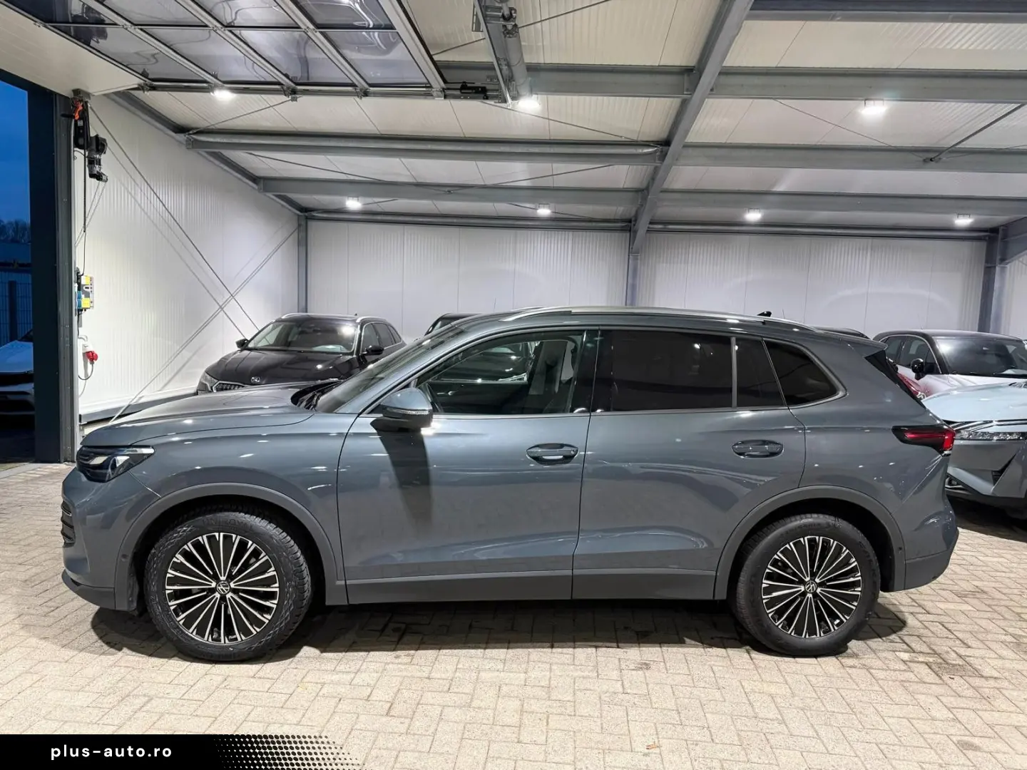 VW Tiguan 1.5 eTSI DSG ACC LED RFK SHZ LHZ Navi