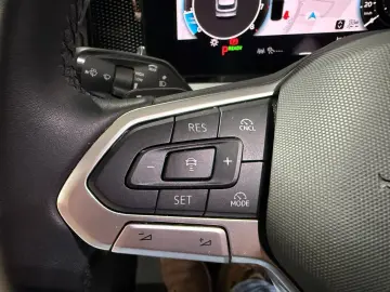 VW Tiguan 1.5 eTSI DSG ACC LED RFK SHZ LHZ Navi