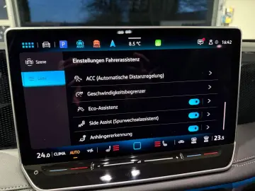 VW Tiguan 1.5 eTSI DSG ACC LED RFK SHZ LHZ Navi