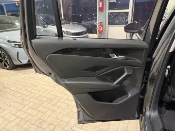 VW Tiguan 1.5 eTSI DSG ACC LED RFK SHZ LHZ Navi