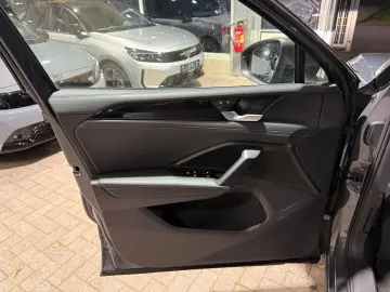 VW Tiguan 1.5 eTSI DSG ACC LED RFK SHZ LHZ Navi