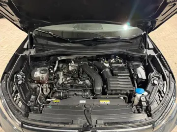 VW Tiguan 1.5 eTSI DSG ACC LED RFK SHZ LHZ Navi