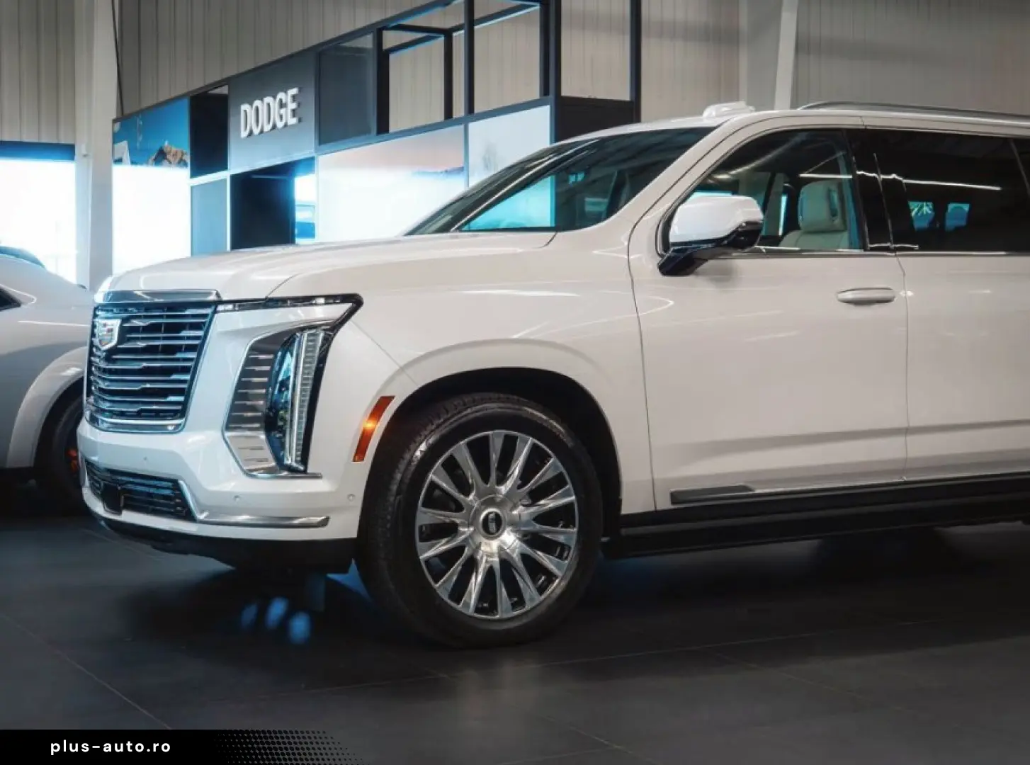 Cadillac Escalade ESV 6.2L Premium Lux Platinum MY 2026