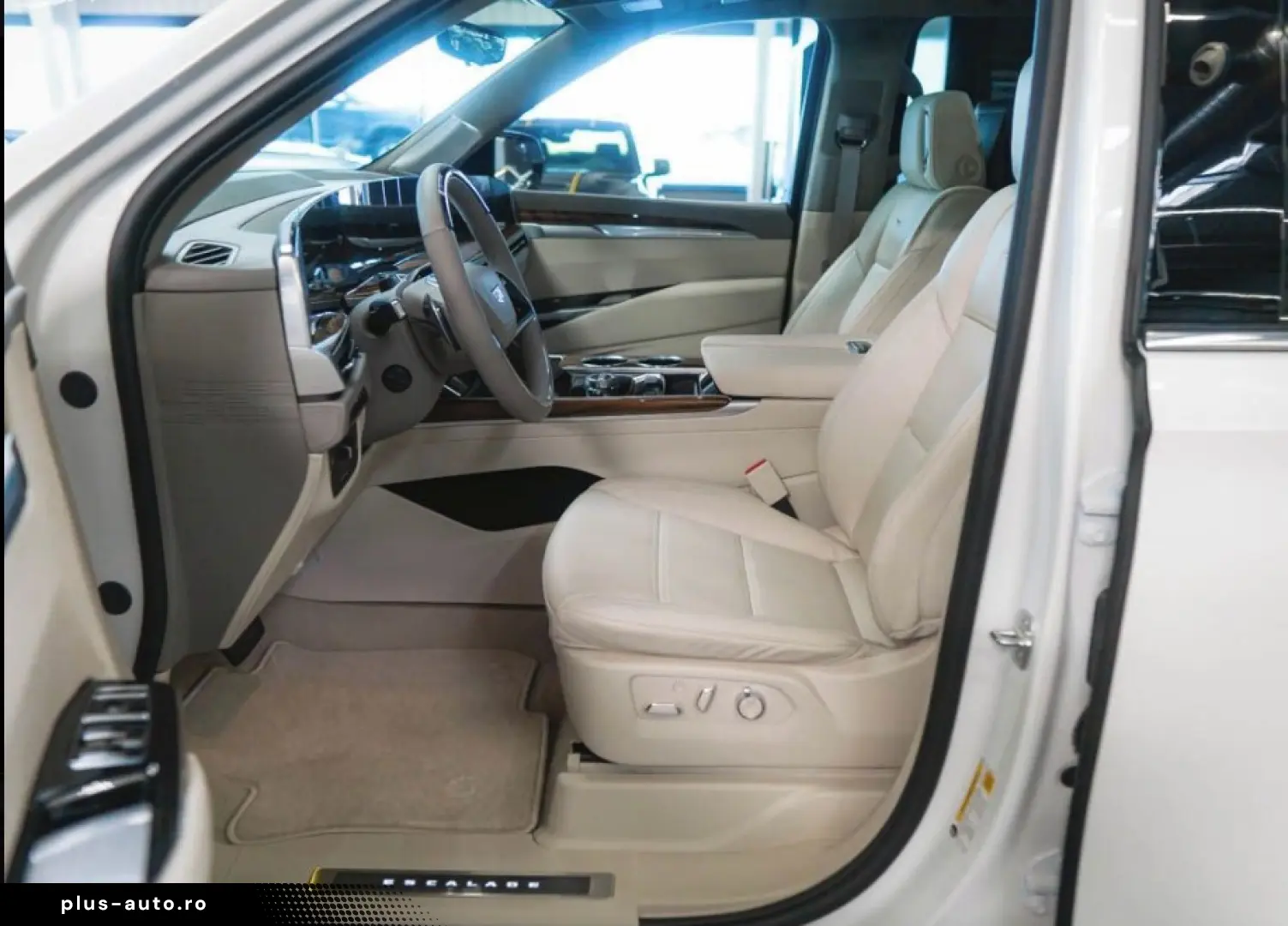 Cadillac Escalade ESV 6.2L Premium Lux Platinum MY 2026