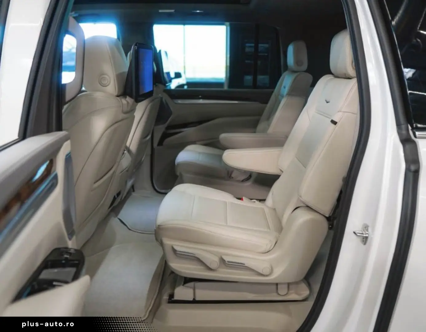 Cadillac Escalade ESV 6.2L Premium Lux Platinum MY 2026