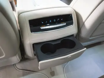 Cadillac Escalade ESV 6.2L Premium Lux Platinum MY 2026