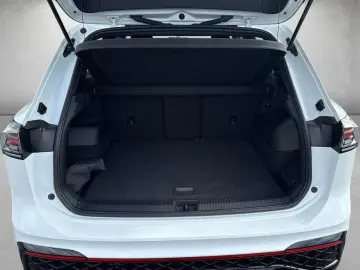 VW Tiguan 1.5 eTSI DSG R-Line LED ACC PDC