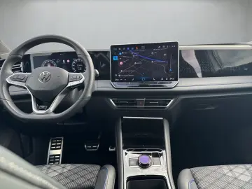 VW Tiguan 1.5 eTSI DSG R-Line LED ACC PDC