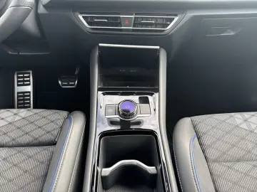 VW Tiguan 1.5 eTSI DSG R-Line LED ACC PDC