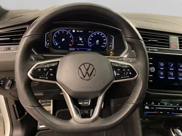 VW Tiguan 1.5 TSI R-Line  DSG MATRIX NAVI KLIMA LM