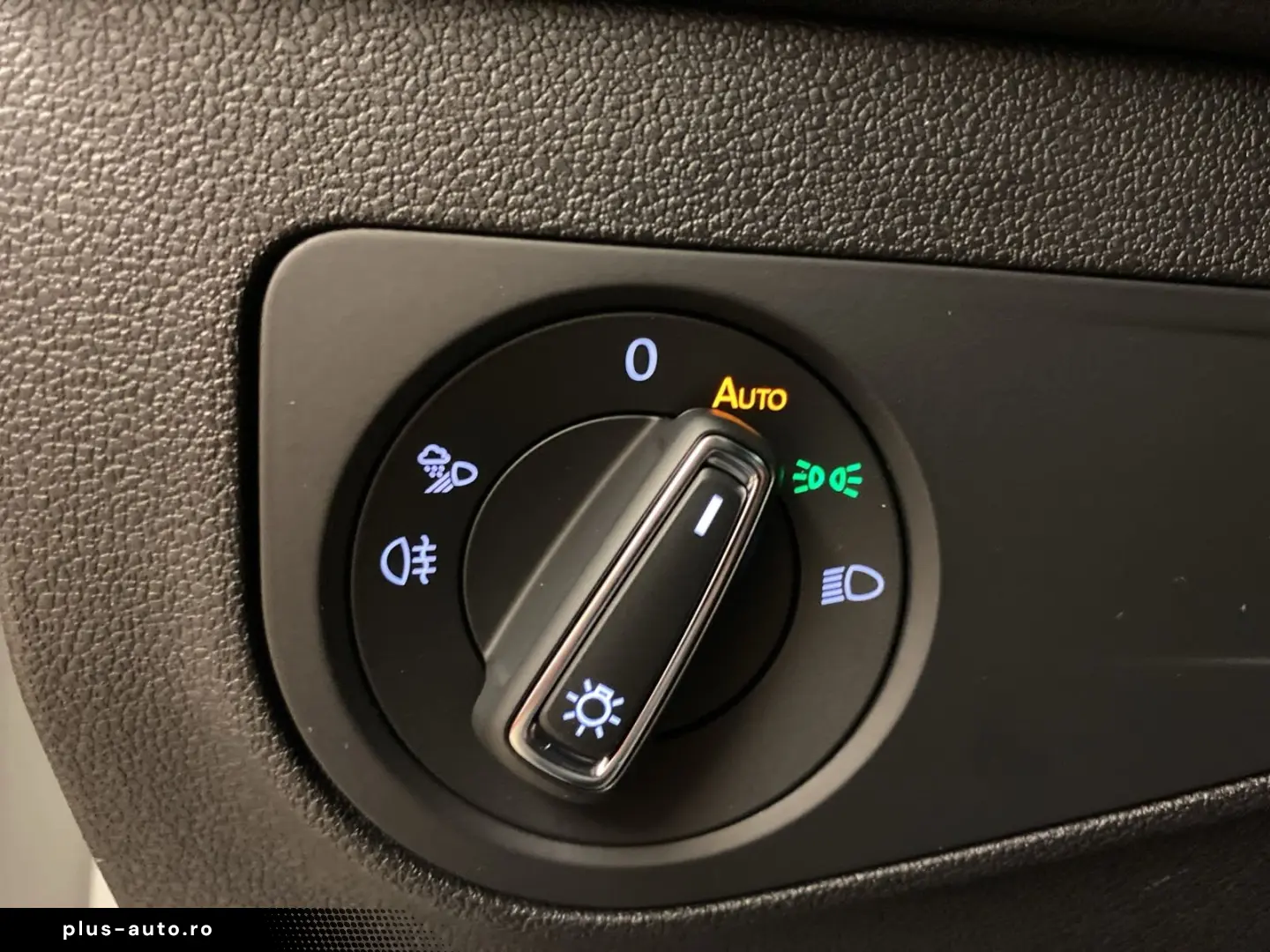 VW Tiguan 1.5 TSI R-Line  DSG MATRIX NAVI KLIMA LM