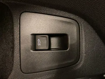 VW Tiguan 1.5 TSI R-Line  DSG MATRIX NAVI KLIMA LM