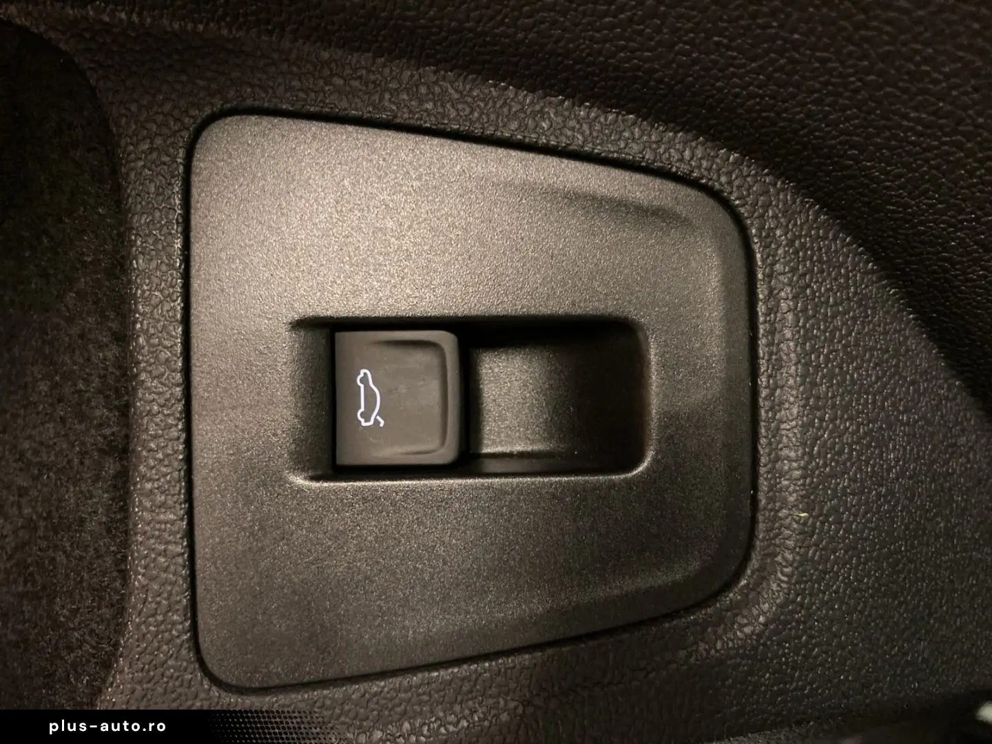 VW Tiguan 1.5 TSI R-Line  DSG MATRIX NAVI KLIMA LM