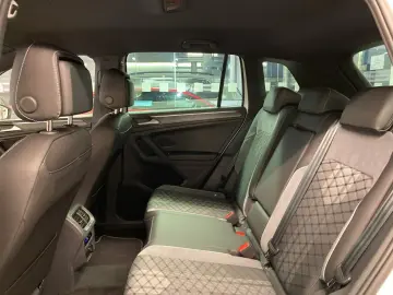VW Tiguan 1.5 TSI R-Line  DSG MATRIX NAVI KLIMA LM