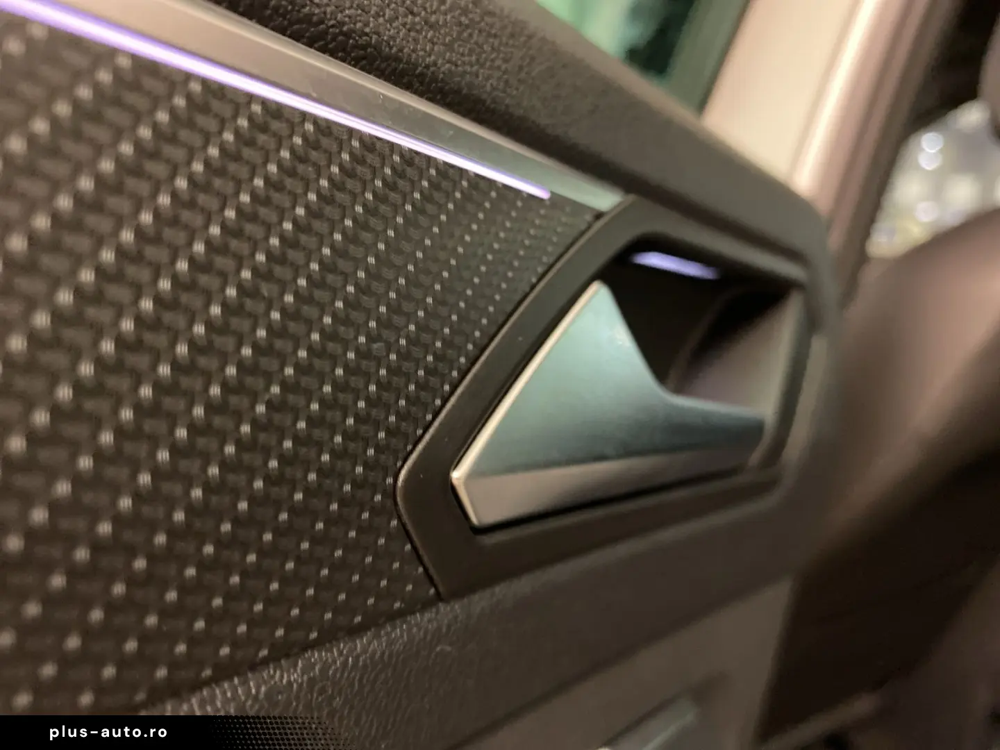 VW Tiguan 1.5 TSI R-Line  DSG MATRIX NAVI KLIMA LM