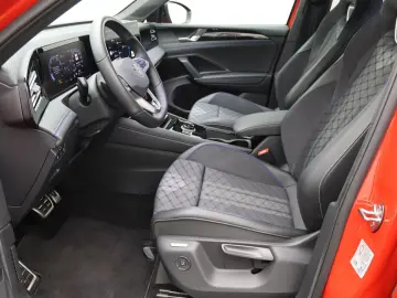 VW Tiguan R-Line 1.5eTSI DSG   Navi  ParkAssi  LED