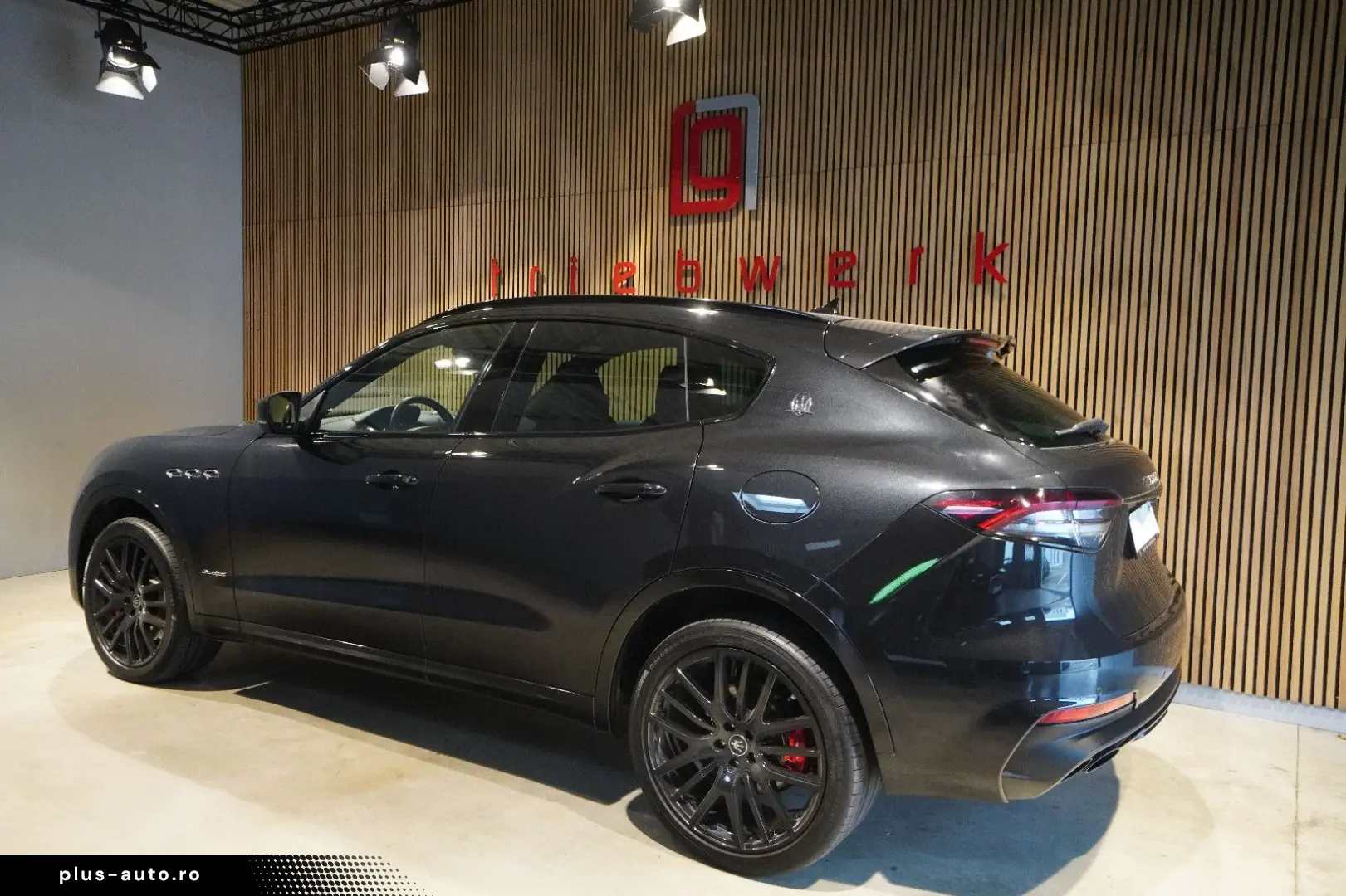 MASERATI Levante Gransport SQ4  U-Frei Pano 1.Hd N.Mod
