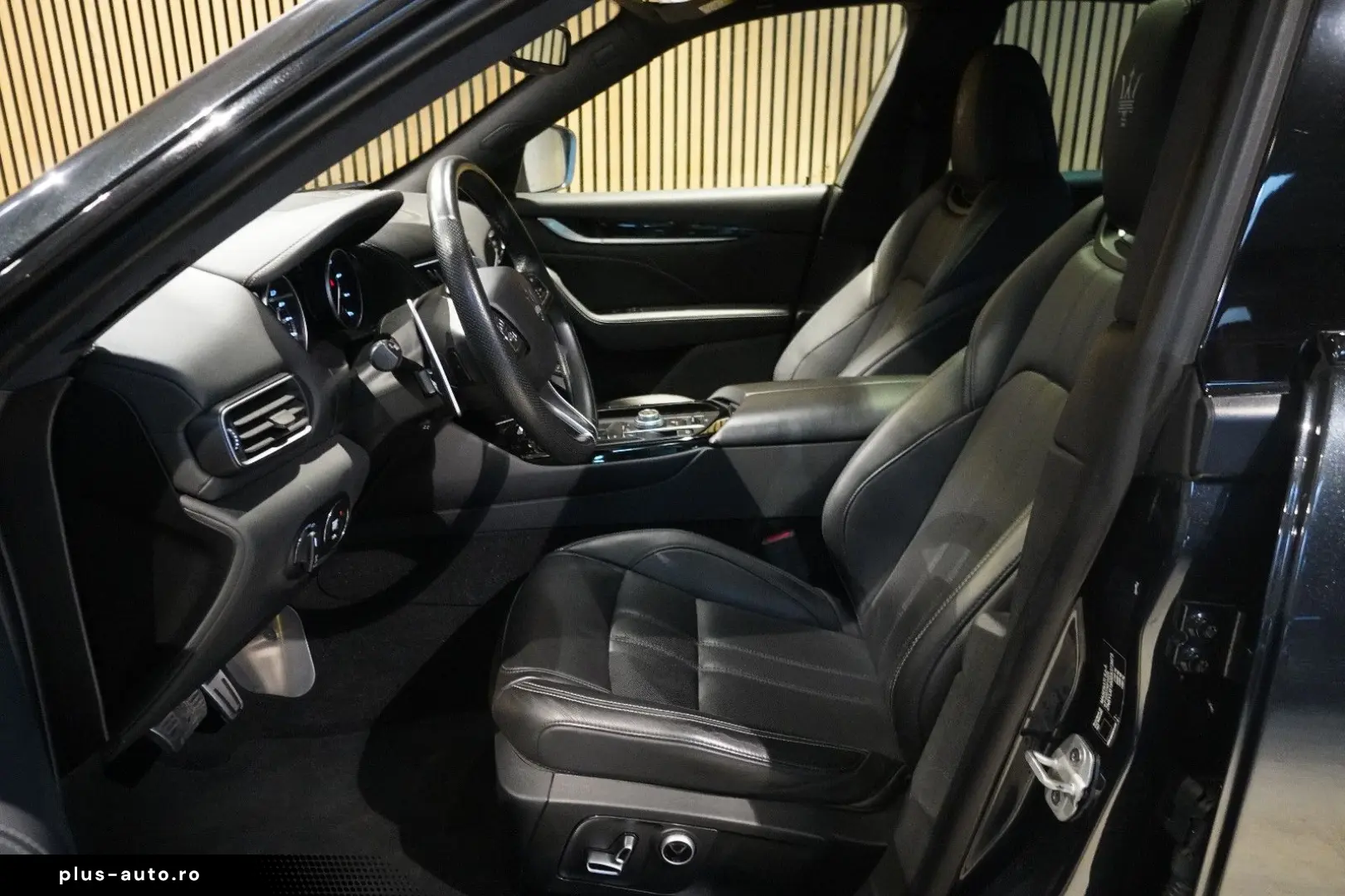 MASERATI Levante Gransport SQ4  U-Frei Pano 1.Hd N.Mod